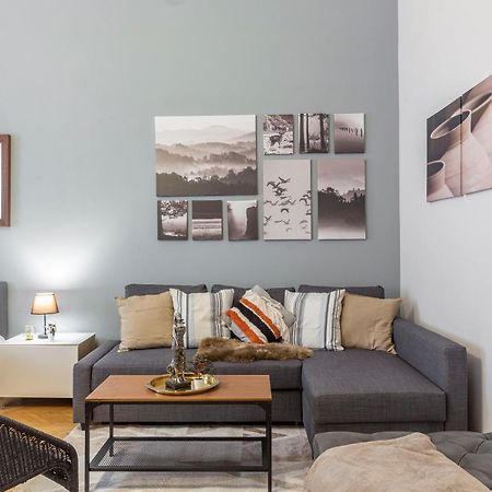 Spacious & Cozy Downtown Apartment With Balcony Βουδαπέστη Εξωτερικό φωτογραφία