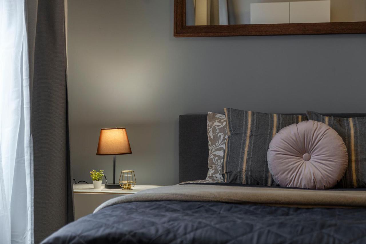 Spacious & Cozy Downtown Apartment With Balcony Βουδαπέστη Εξωτερικό φωτογραφία