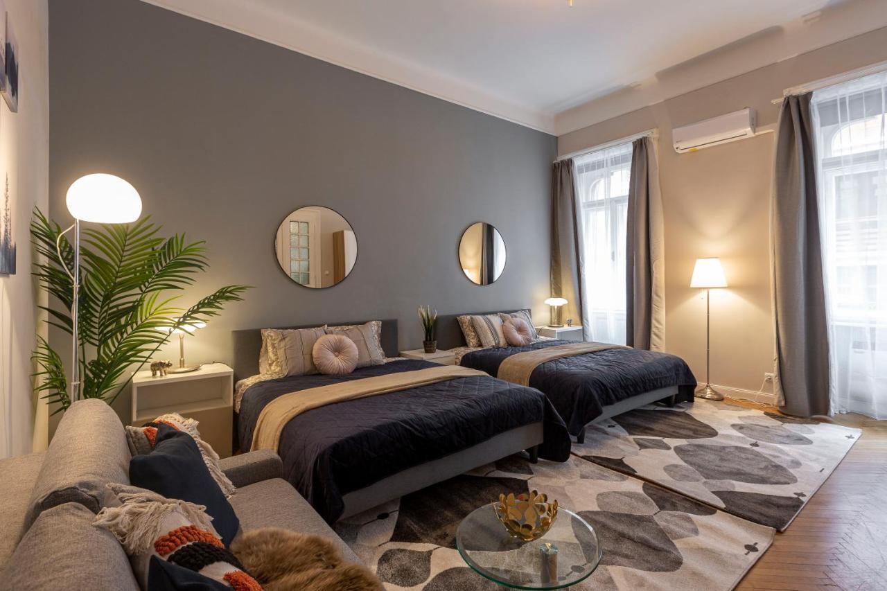 Spacious & Cozy Downtown Apartment With Balcony Βουδαπέστη Εξωτερικό φωτογραφία