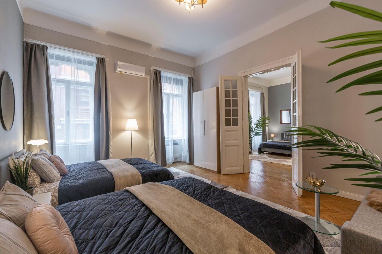 Spacious & Cozy Downtown Apartment With Balcony Βουδαπέστη Εξωτερικό φωτογραφία