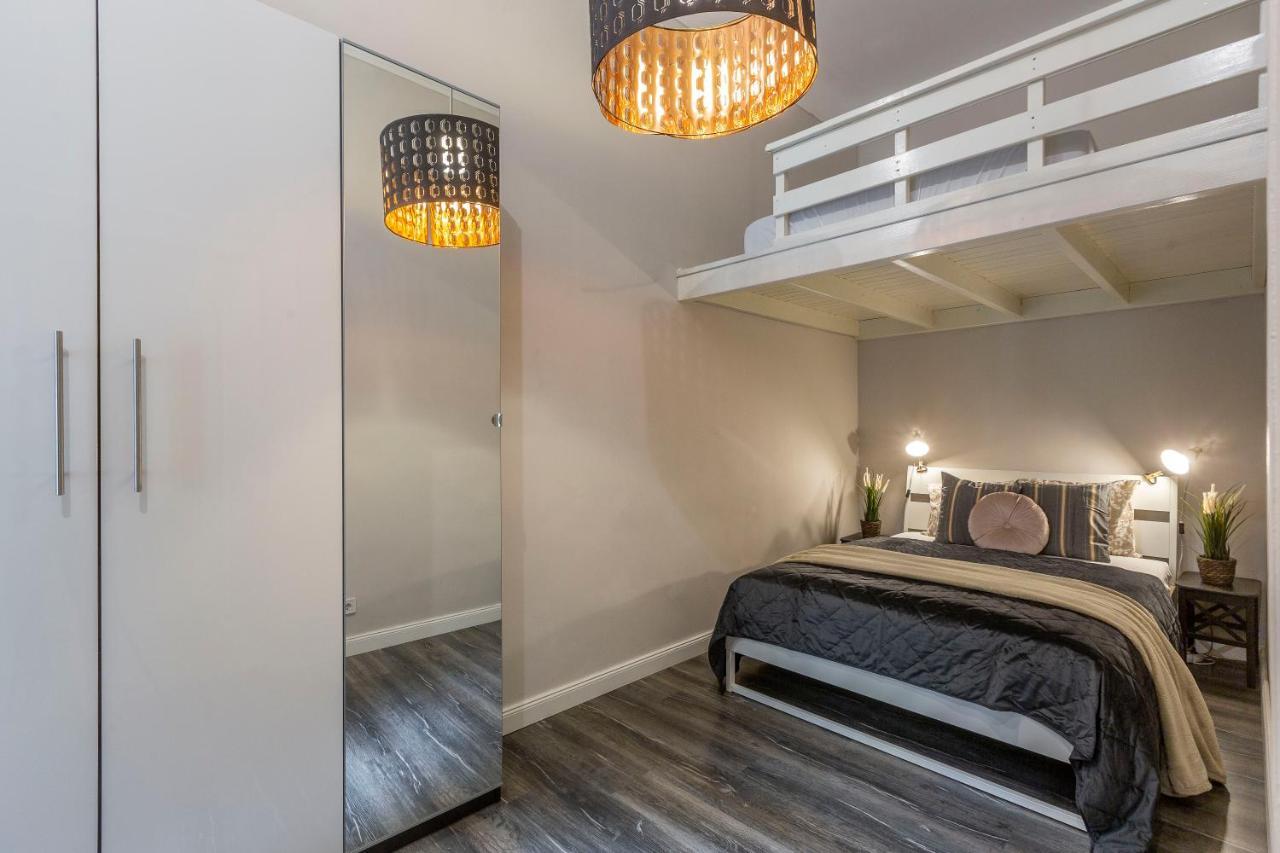 Spacious & Cozy Downtown Apartment With Balcony Βουδαπέστη Εξωτερικό φωτογραφία